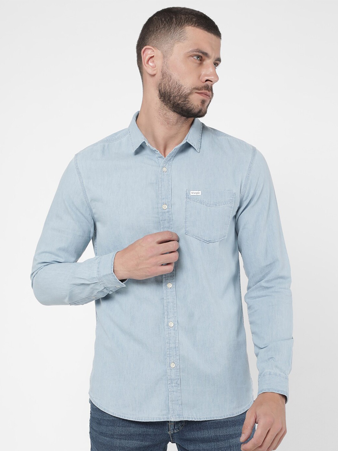 

Wrangler Men Blue Classic Solid Casual Shirt
