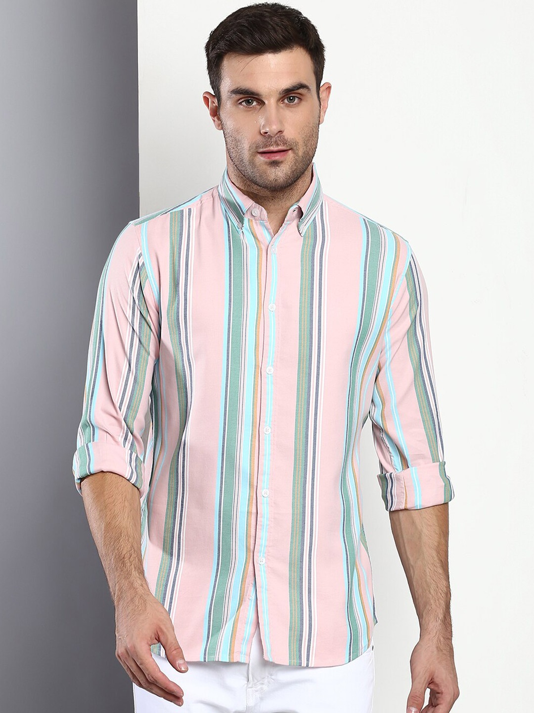 

Dennis Lingo Men Pink Slim Fit Striped Casual Shirt