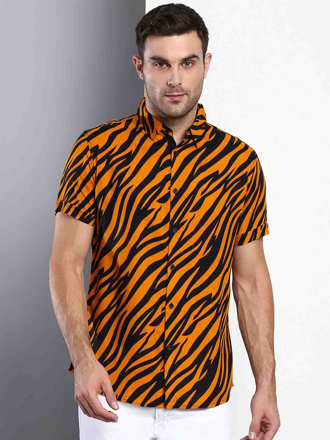 

Dennis Lingo Men Orange Slim Fit Striped Casual Shirt