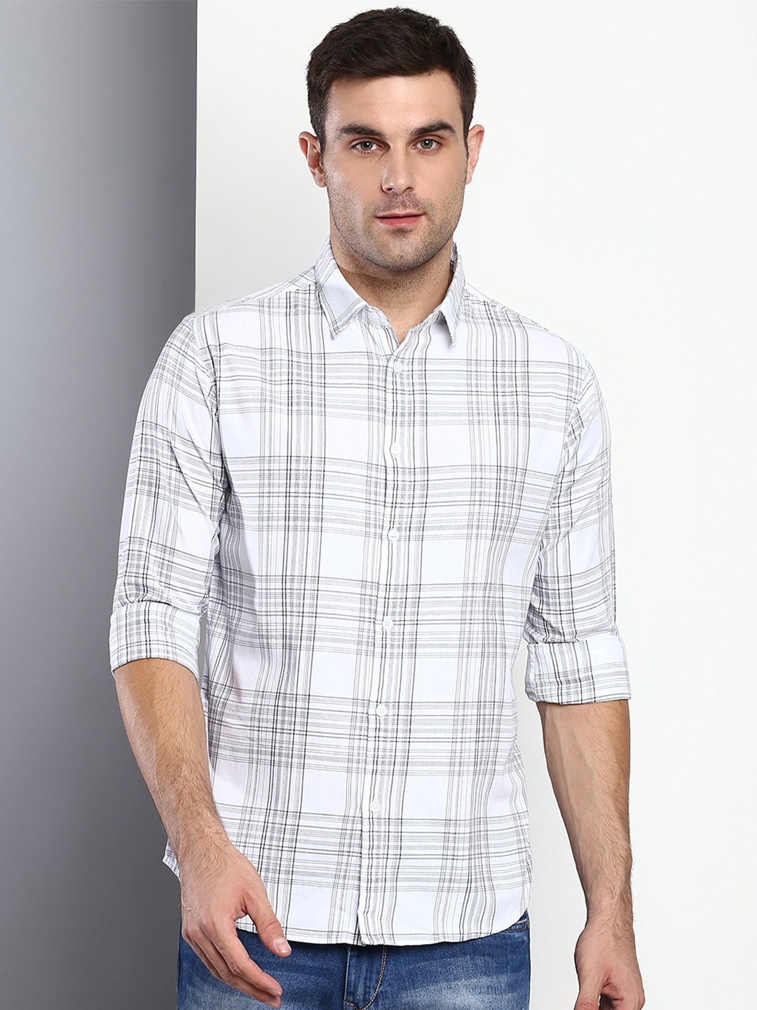 

Dennis Lingo Men White Slim Fit Tartan Checks Checked Casual Shirt