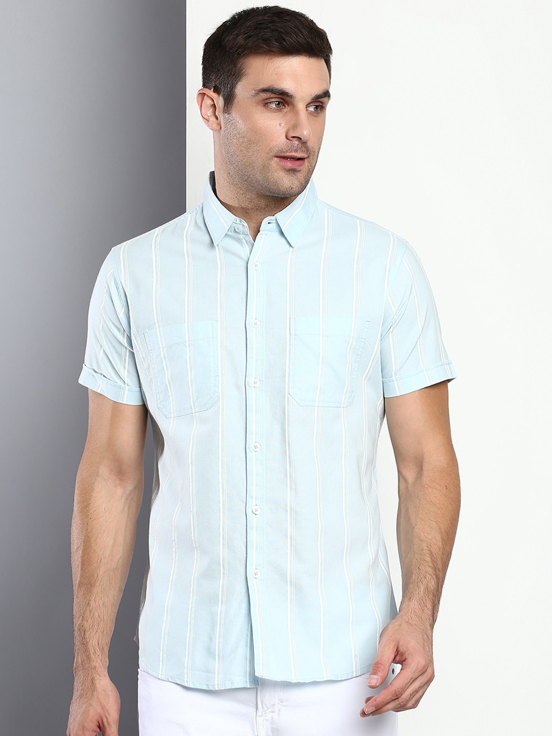 

Dennis Lingo Men Blue Slim Fit Vertical Opaque Striped Casual Shirt