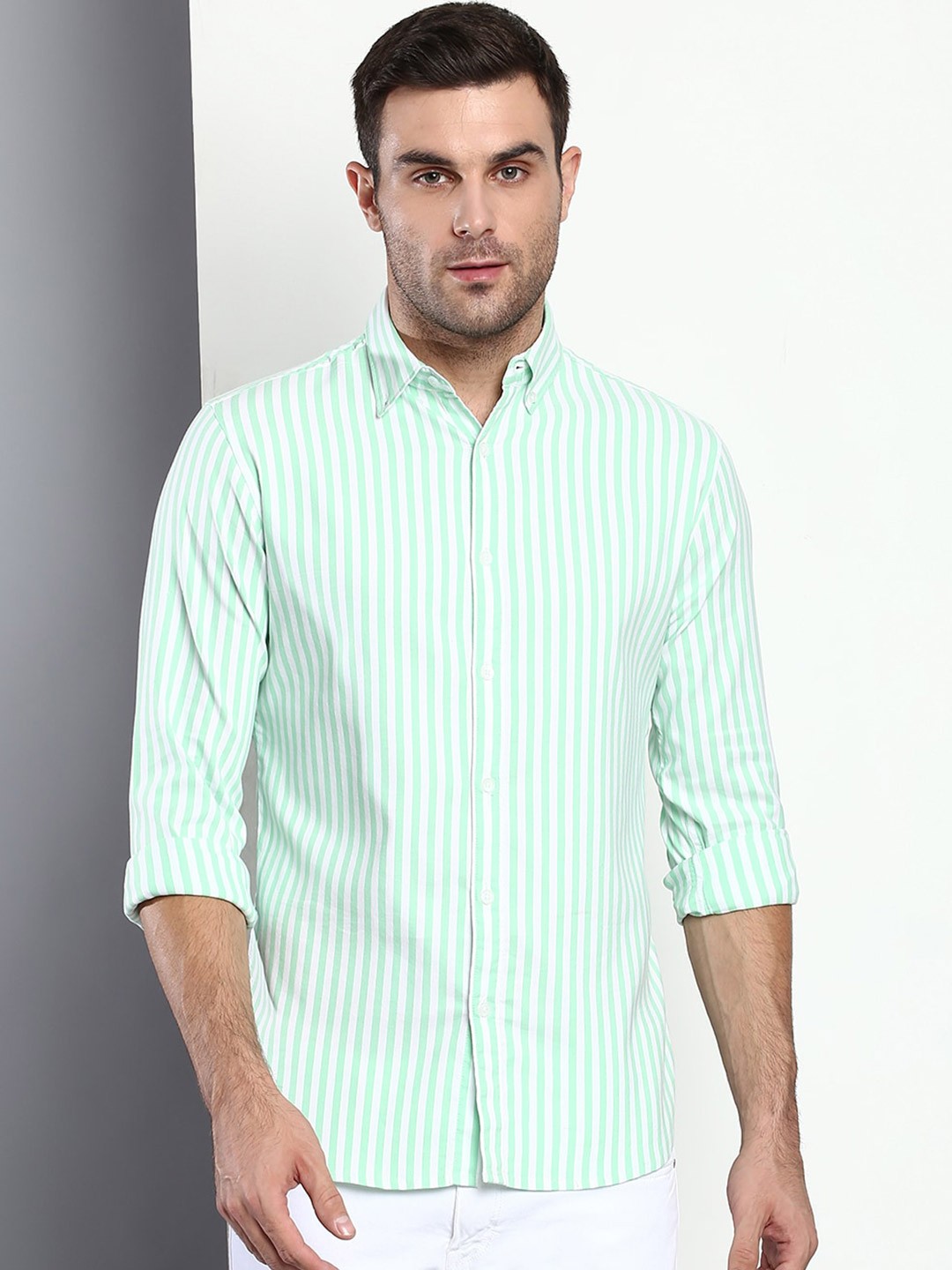 

Dennis Lingo Men Green Slim Fit Striped Casual Shirt