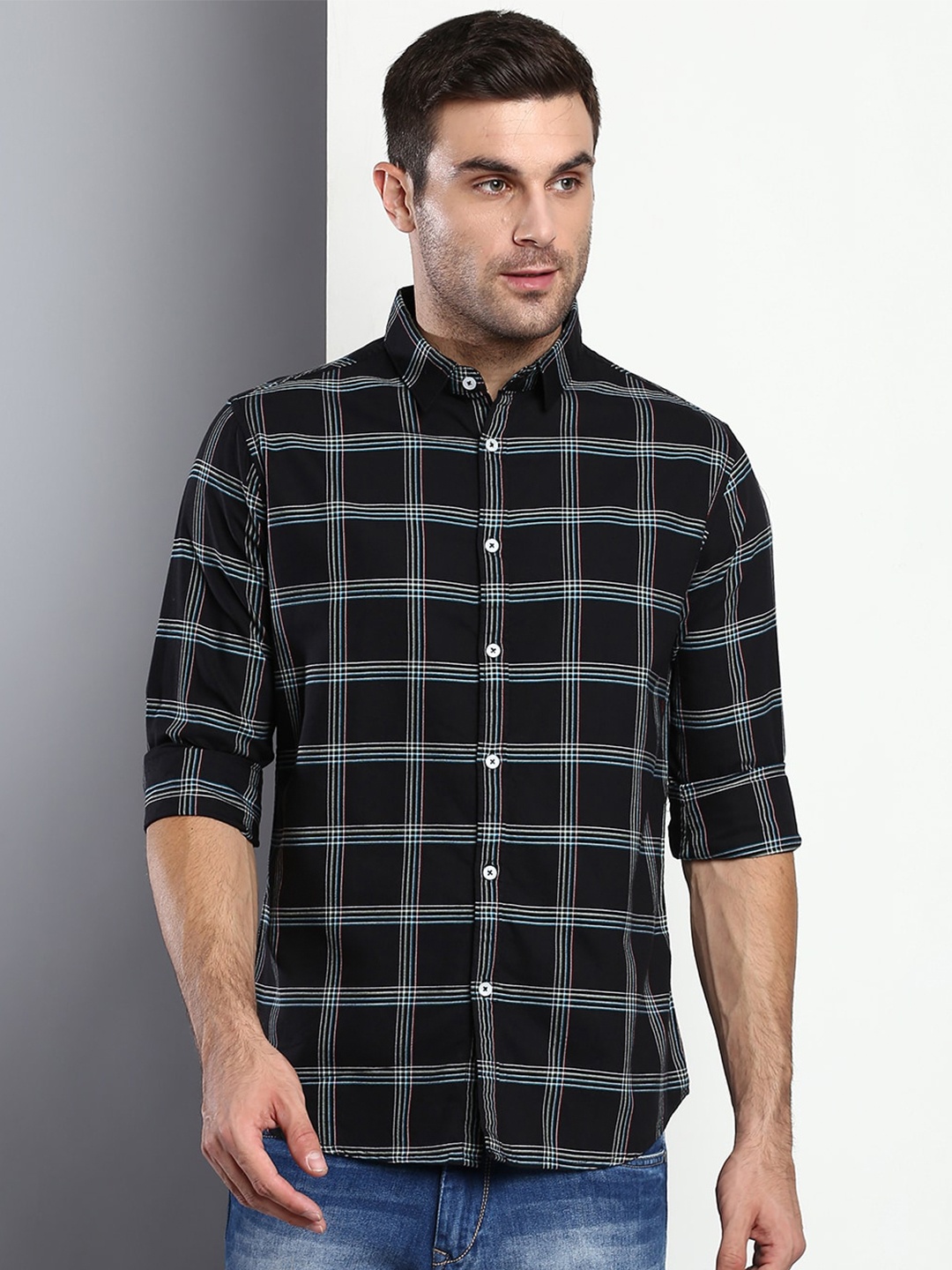 

Dennis Lingo Men Black Slim Fit Checked Casual Shirt