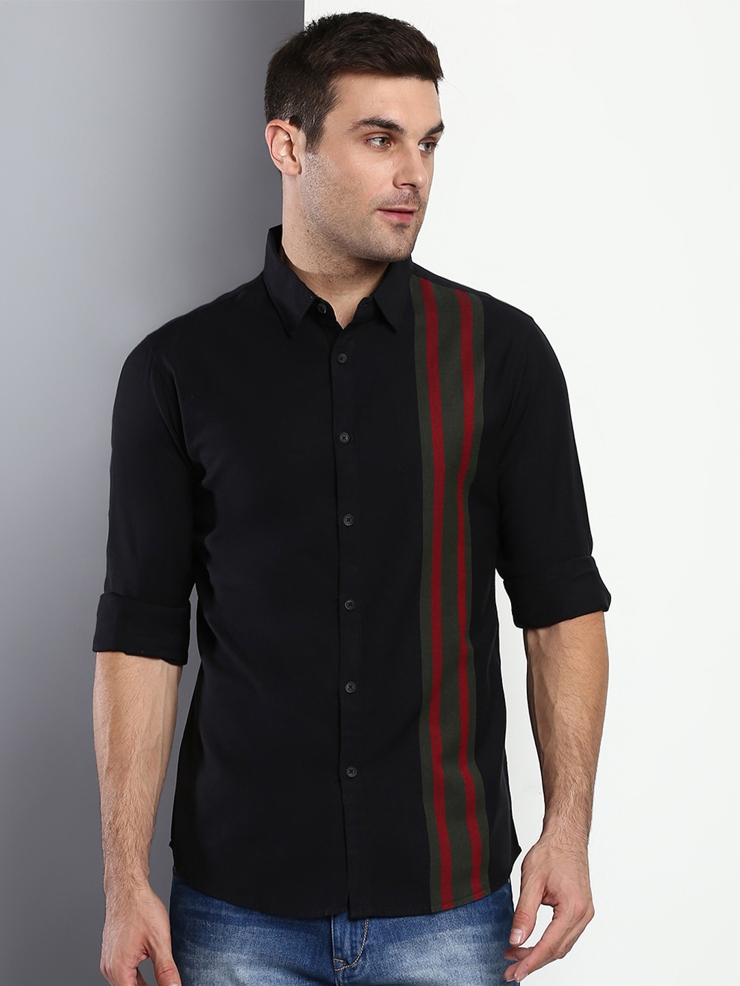 

Dennis Lingo Men Black Slim Fit Checked Casual Shirt