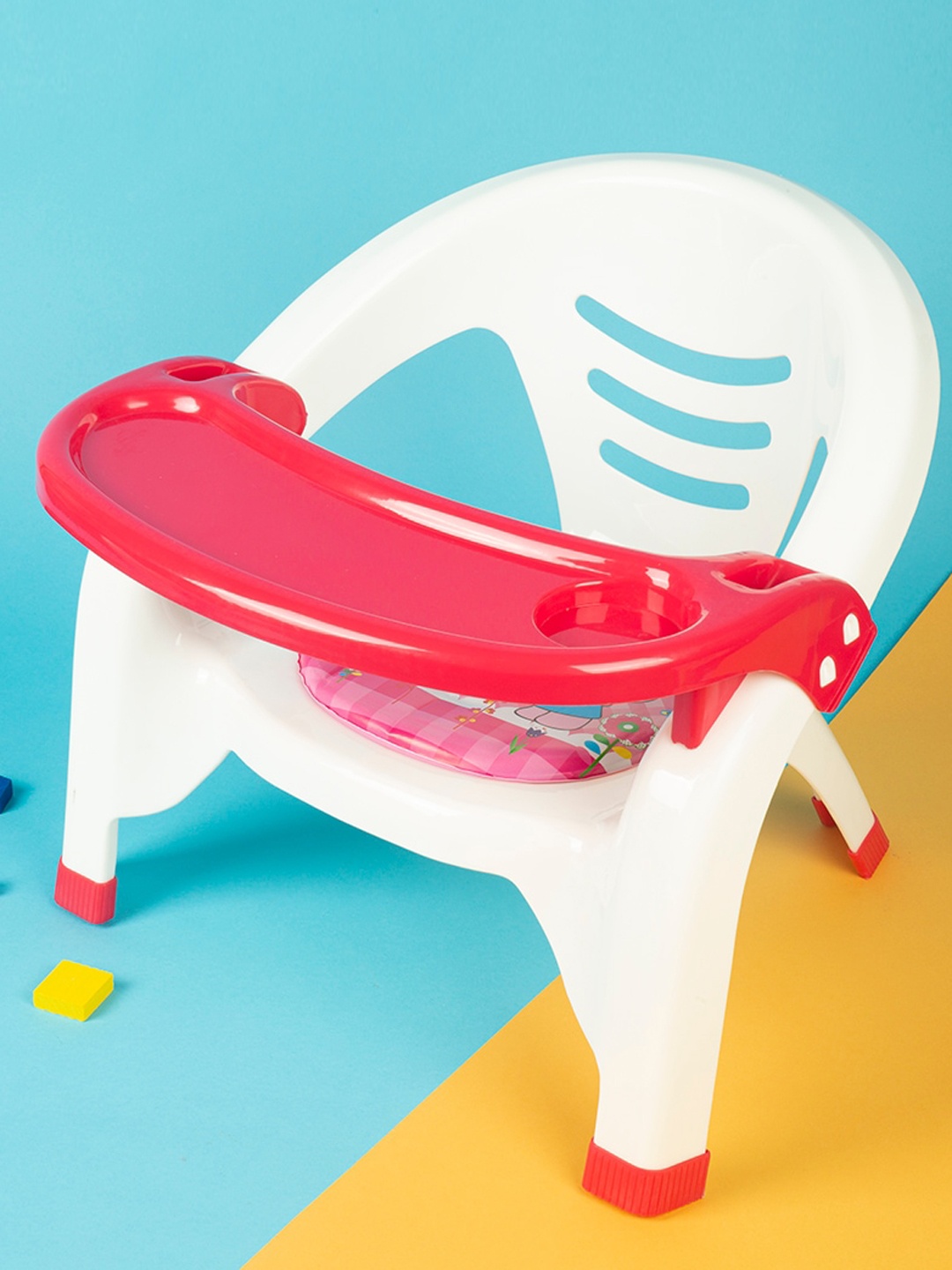 

Baby Moo Feeding Chair, Red
