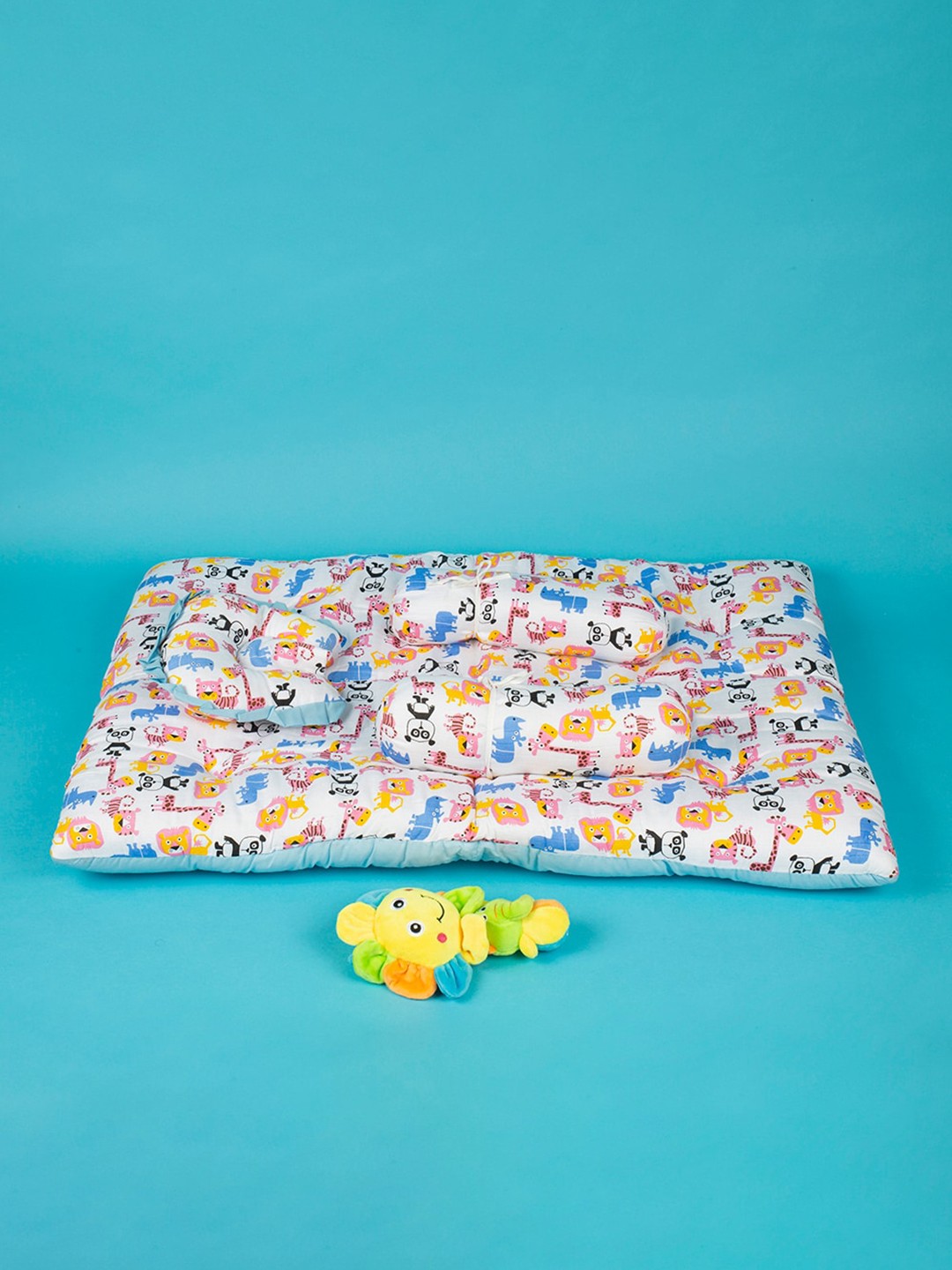 

Baby Moo Kids Multicoloured I Love Animals Muslin Mattress Set, Multi