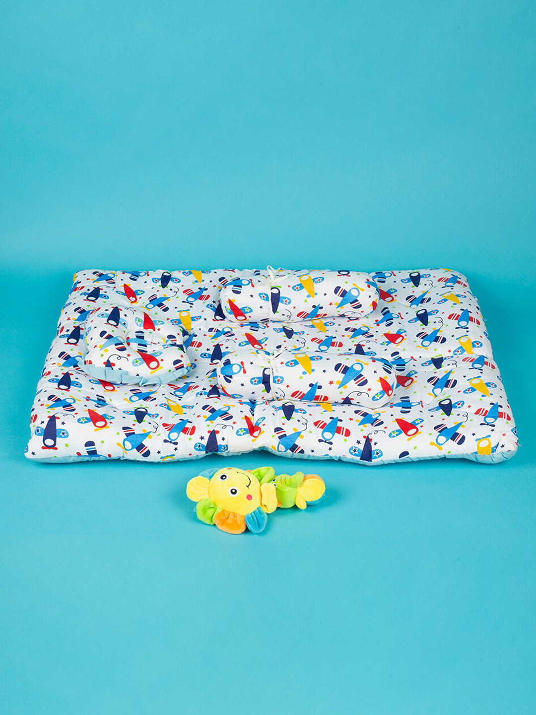 

Baby Moo Infant Kids White & Multicoloured Muslin Mattress Set