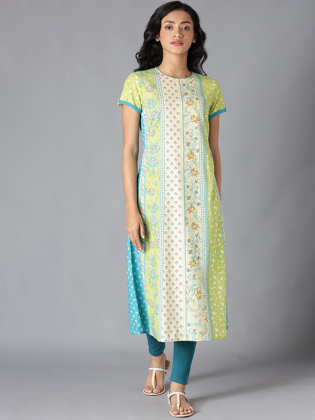 

AURELIA Women Lime Green Floral Printed Kurta