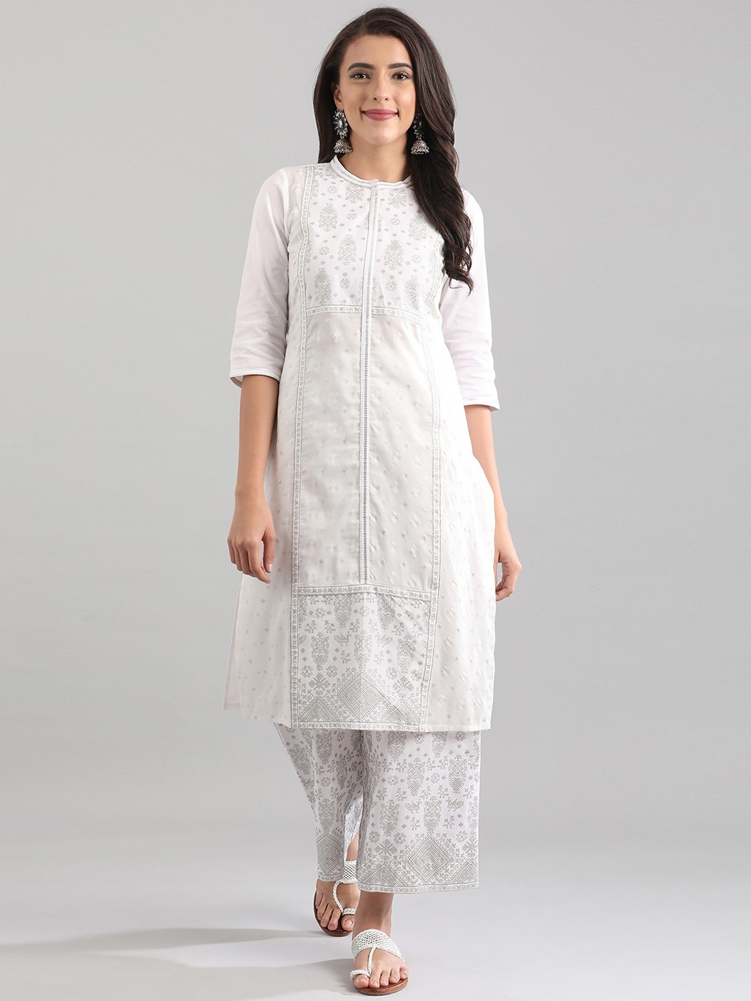 

AURELIA Women White Floral Embroidered Sequined Cotton Kurta