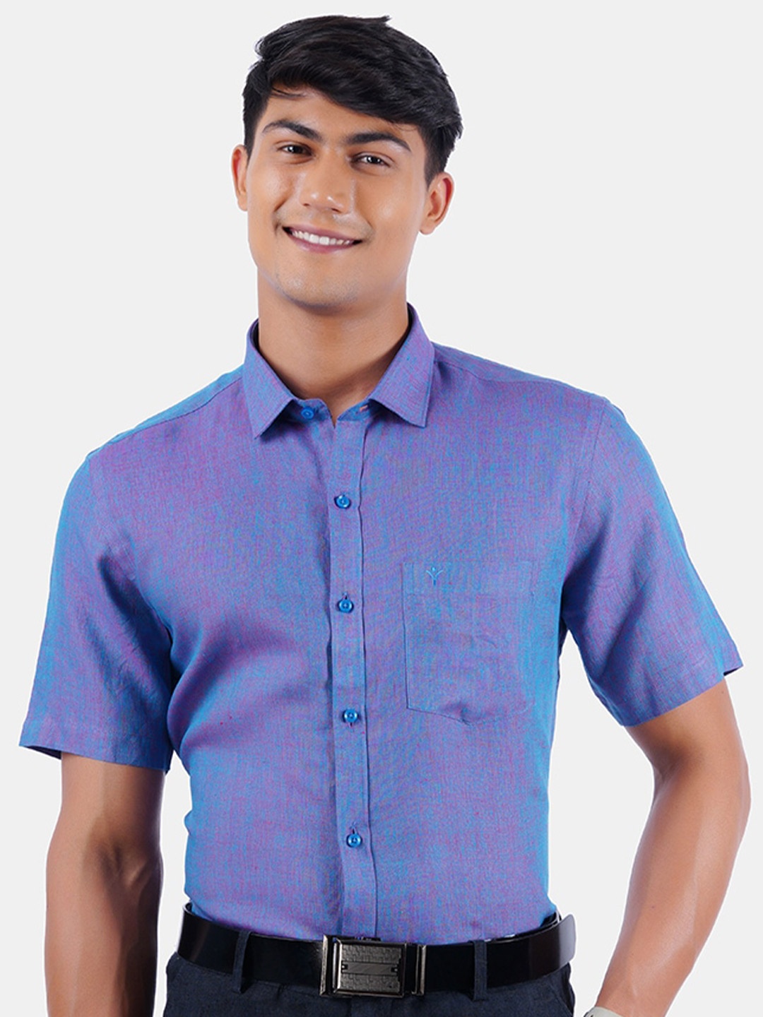 

Ramraj Men Teal Pure Linen Formal Shirt