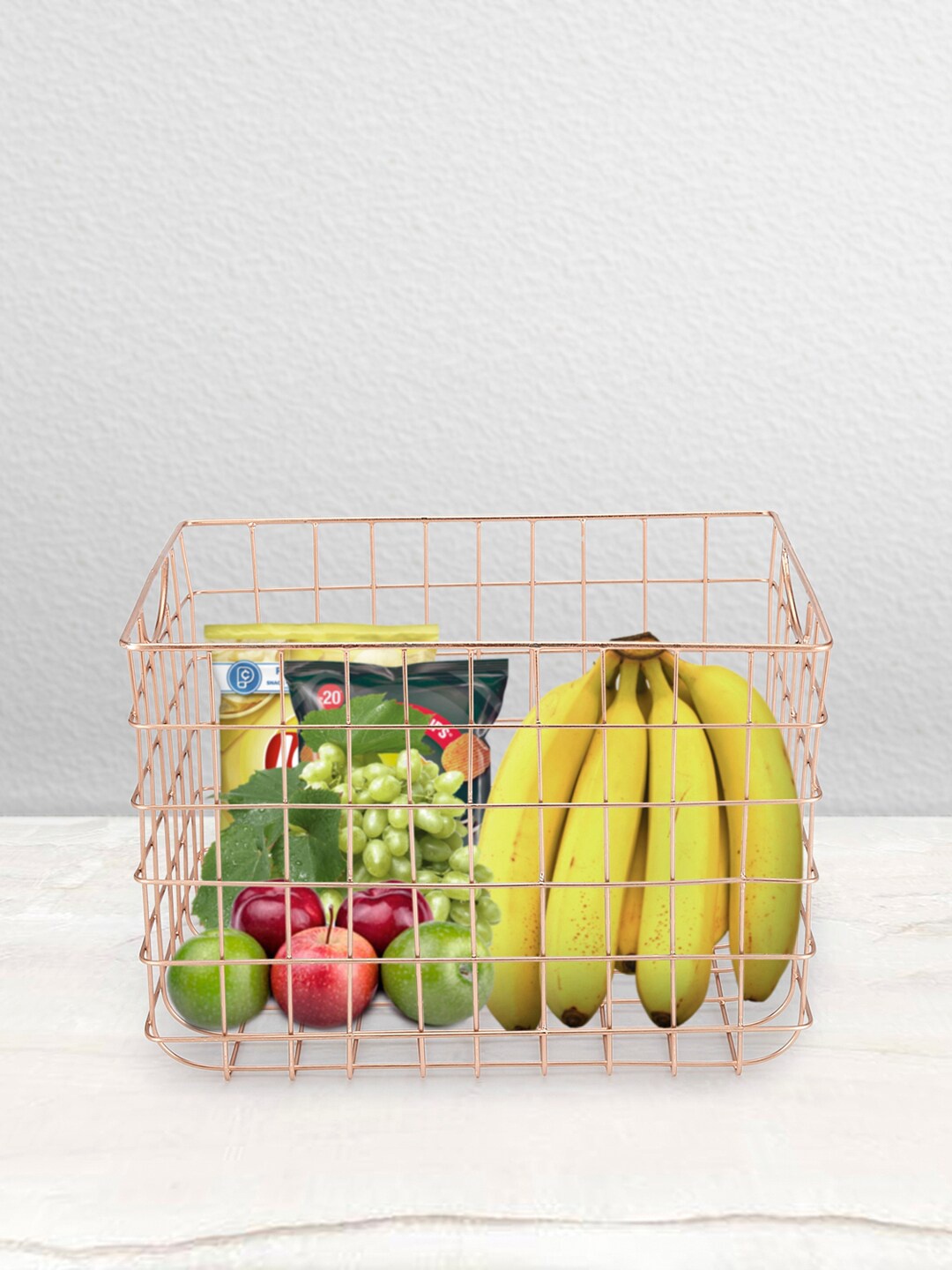

Living scapes by Pantaloons Gold-Toned Solid Fruit Basket