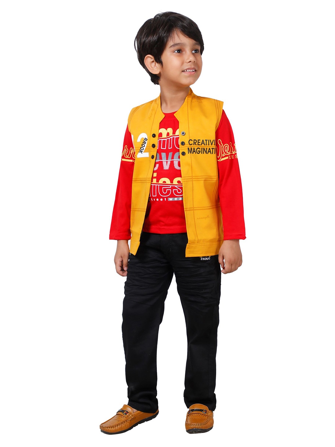 

DKGF FASHION Boys Yellow & Orange Printed 3-Piece Suit