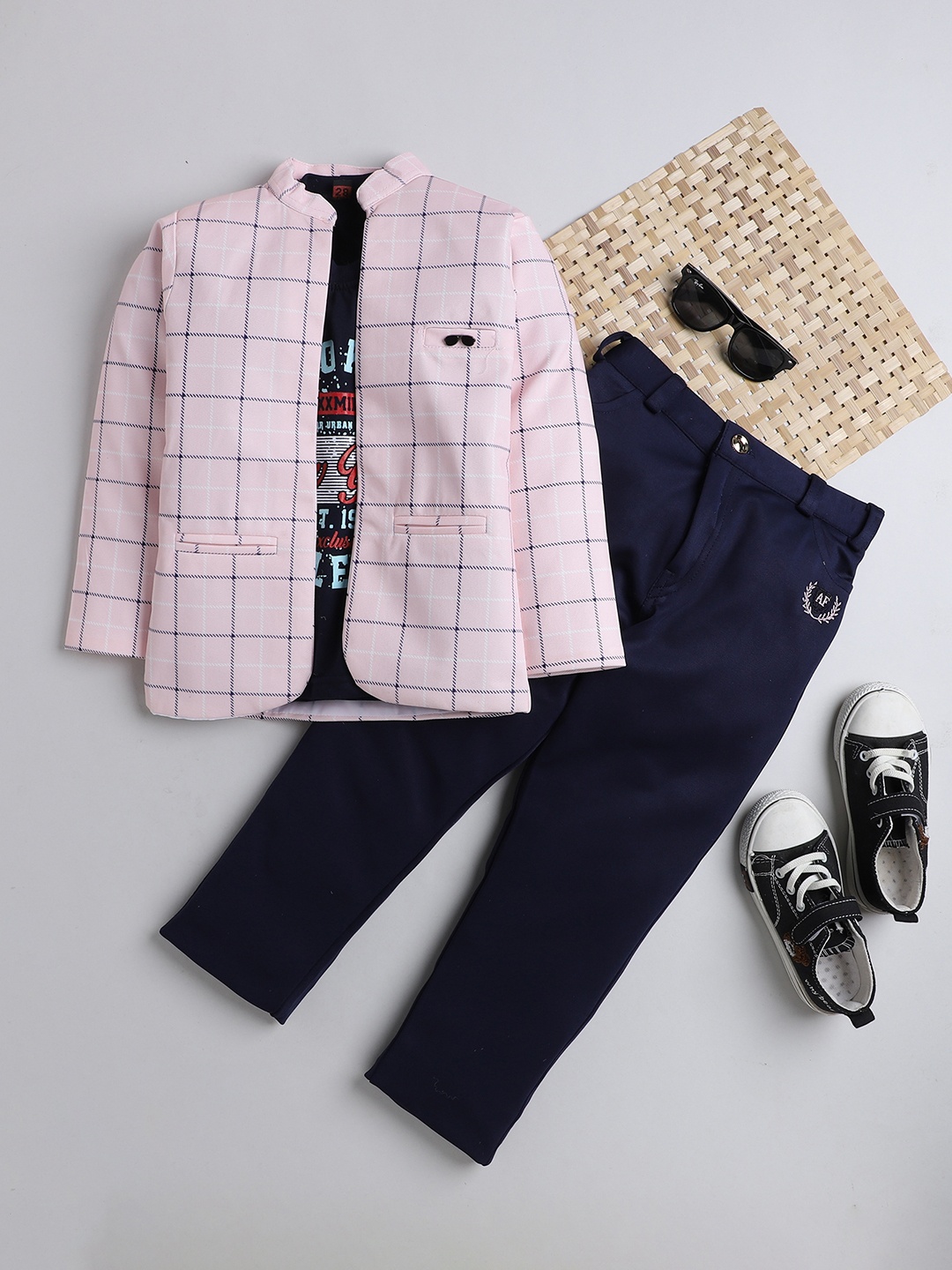 

DKGF FASHION Boys Pink & Black Checked Coat with Trousers