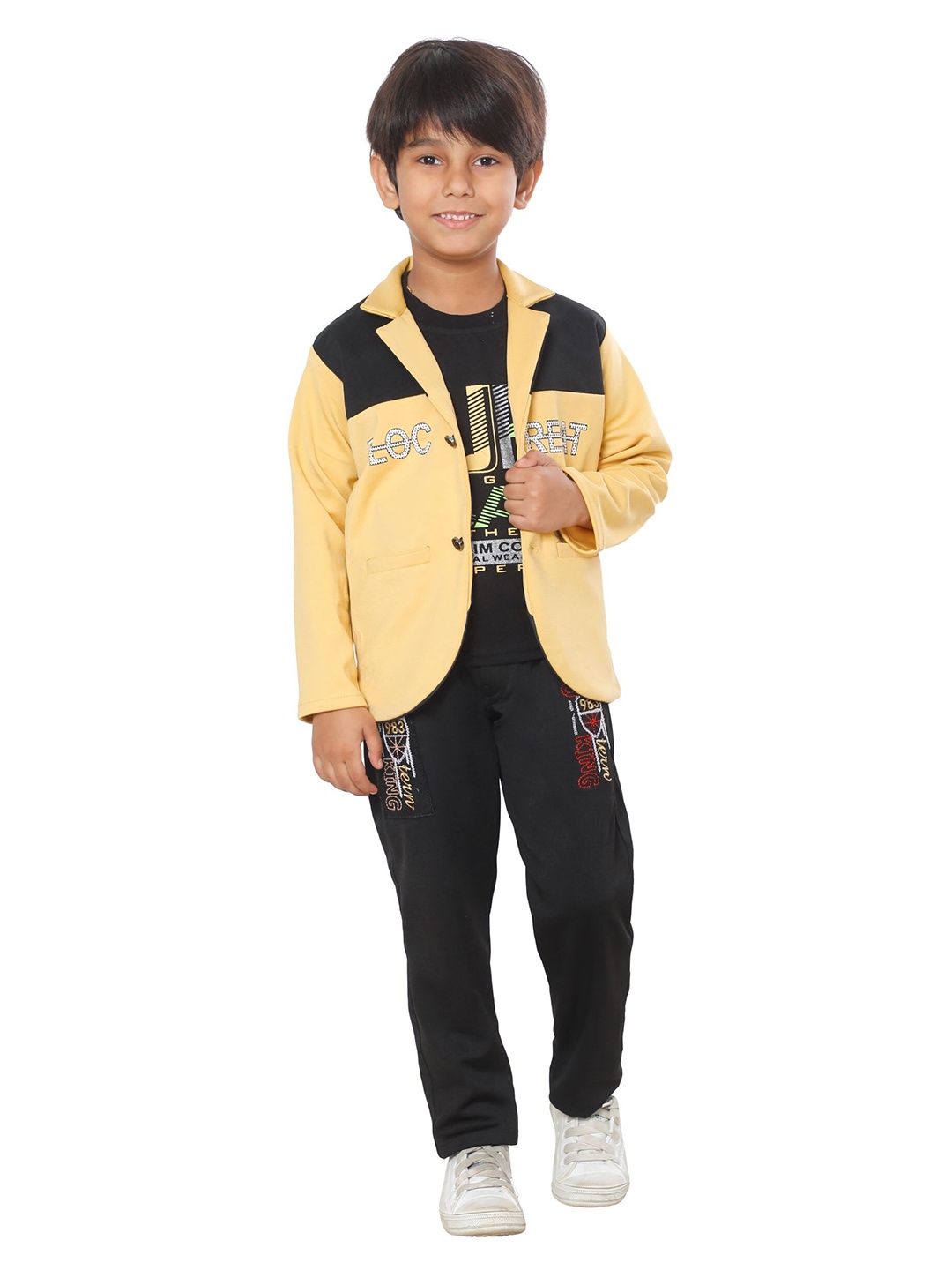

DKGF FASHION Boys Yellow & Black 3-Piece Clothing Set