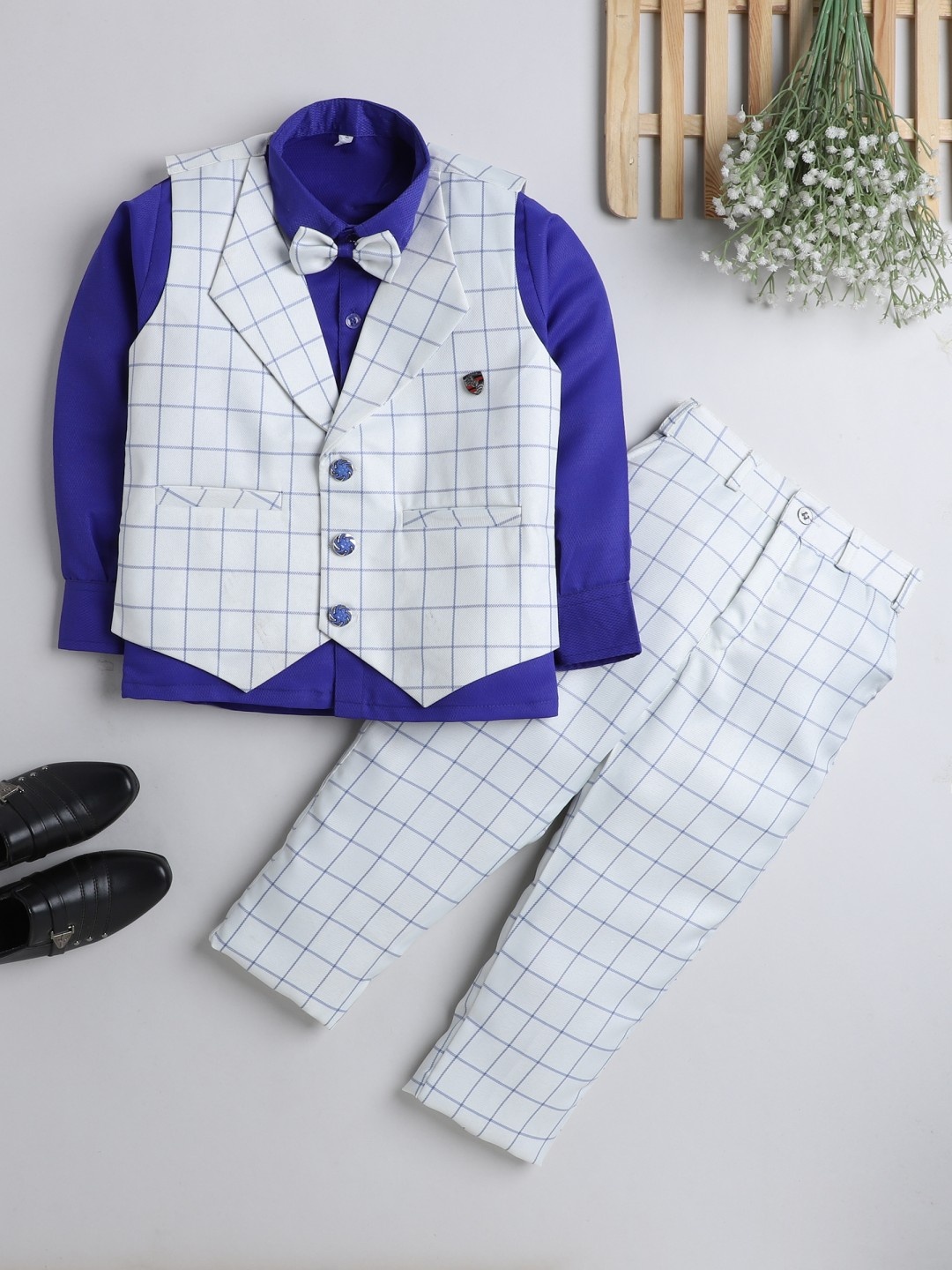 

DKGF FASHION Boys Blue Checked Shirt with Trousers