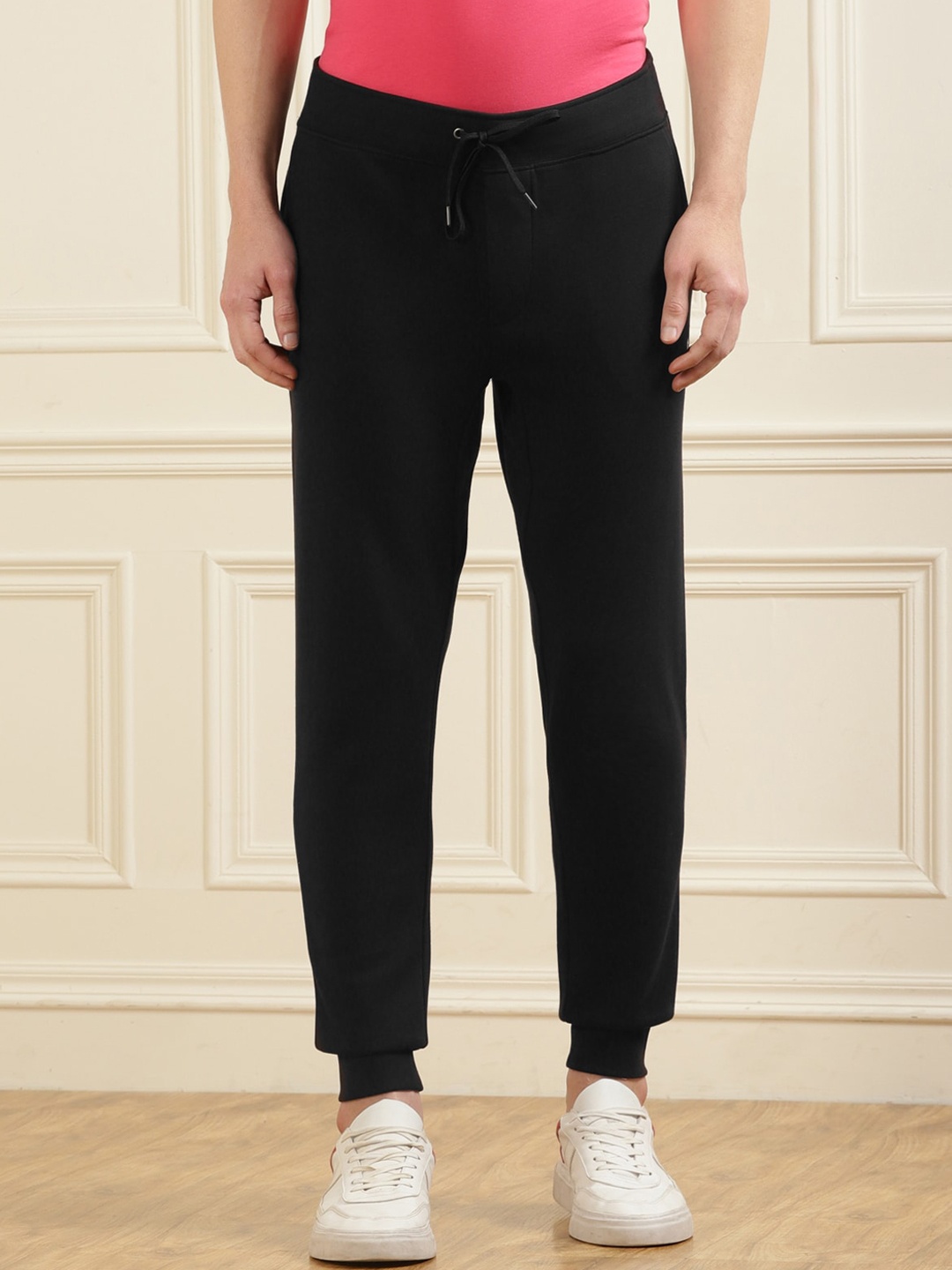 

Polo Ralph Lauren Men Black Solid Pure Cotton Joggers