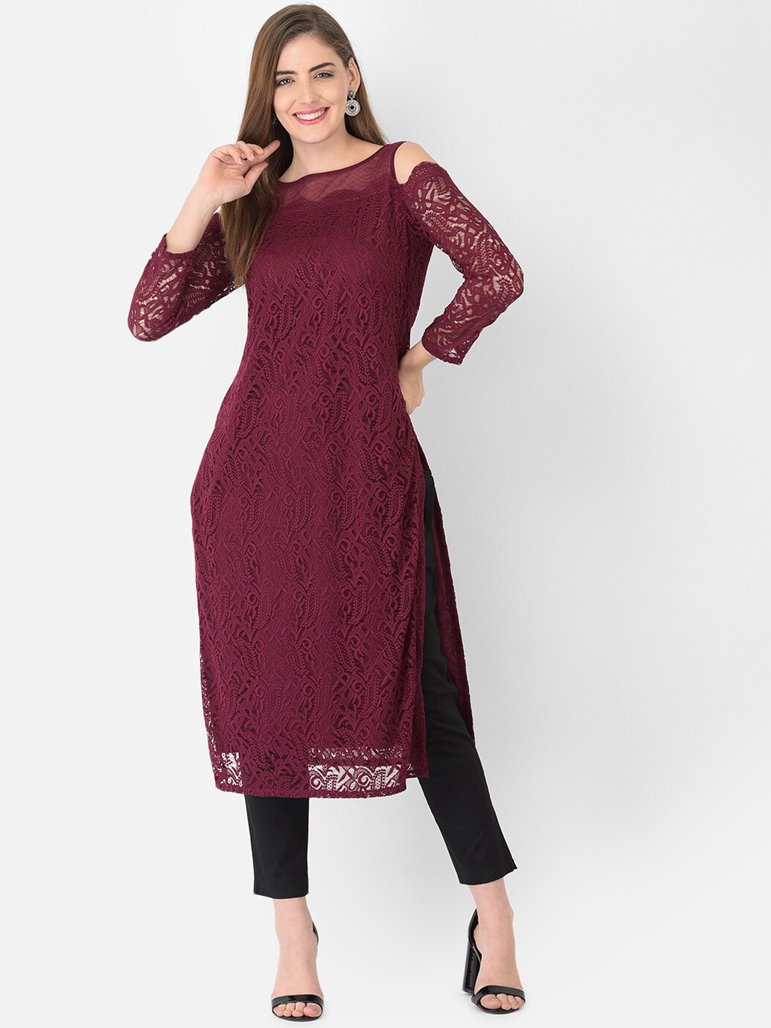 

Ojjasvi Women Burgundy Ethnic Motifs Cold-Shoulder Sleeves Kurta