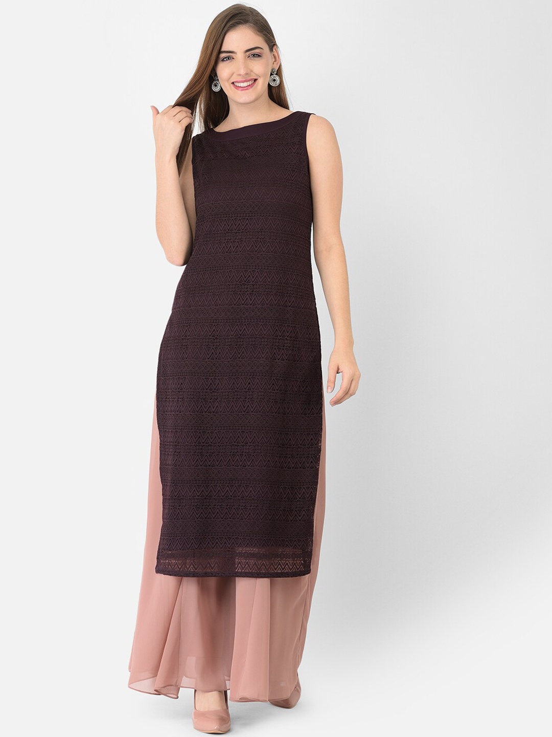 

Ojjasvi Women Burgundy Geometric Cotton Kurta