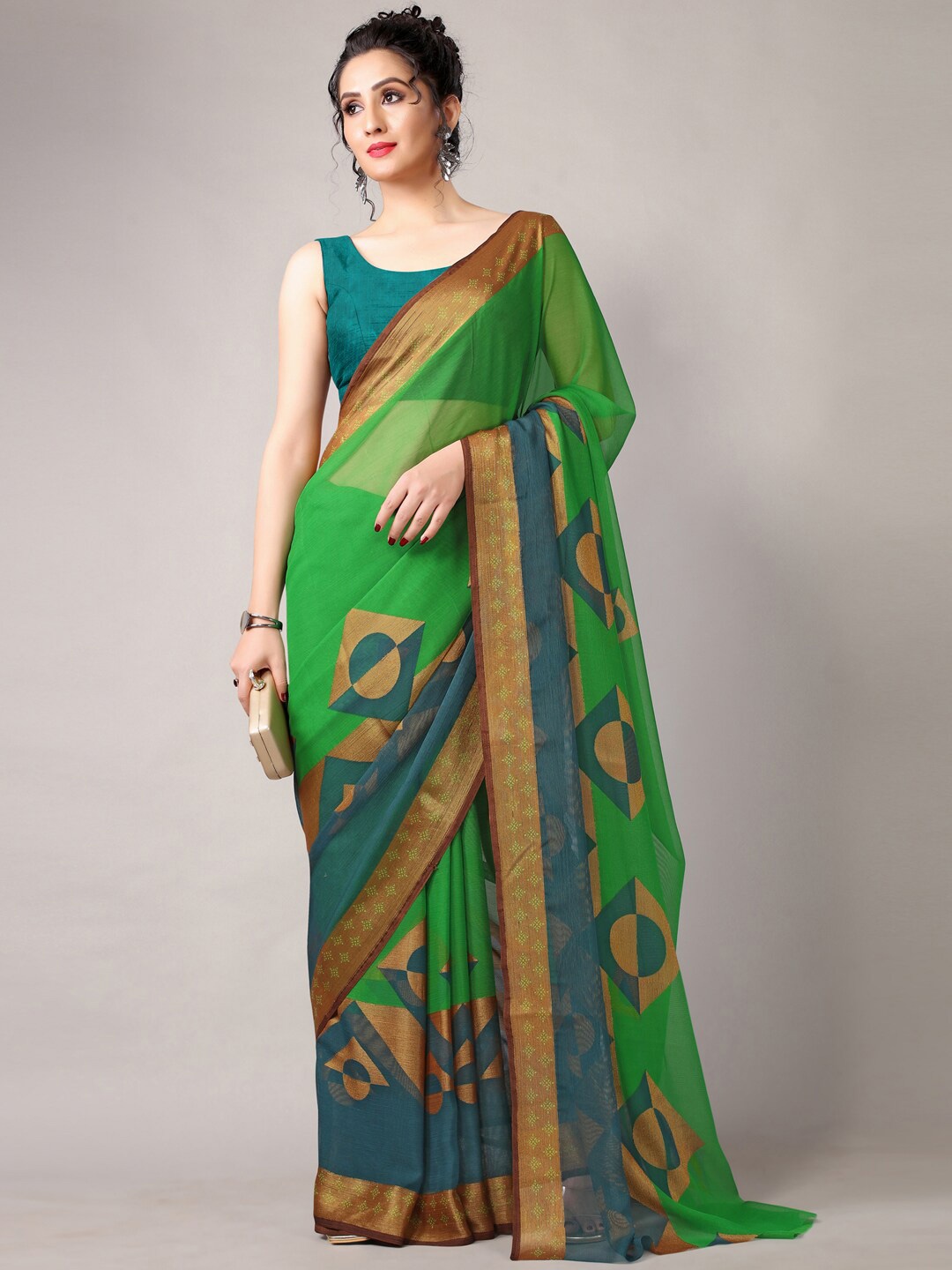 

HRITIKA Green & Gold-Toned Zari Brasso Saree