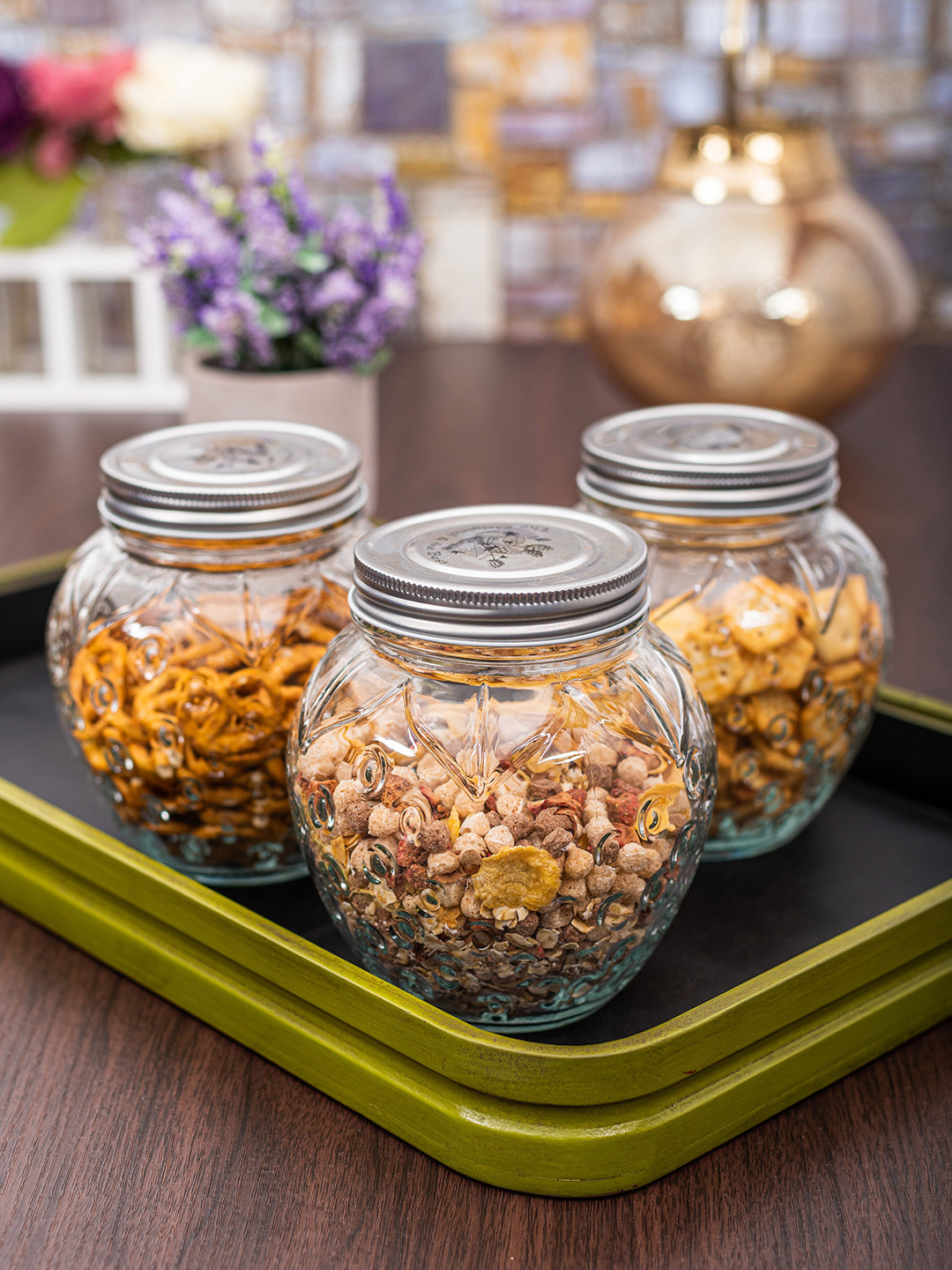 

White Gold Set of 3 Transparent & Silver Glass Storage Jars