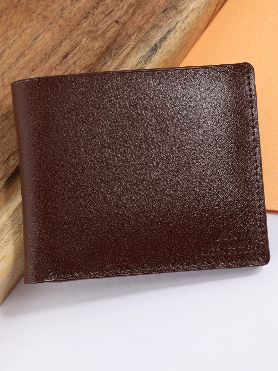 

Alvaro Castagnino Men Brown Leather Two Fold Wallet