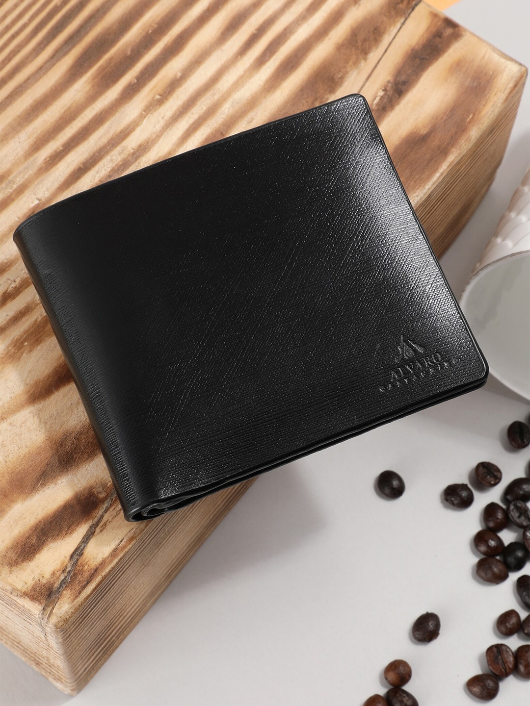 

Alvaro Castagnino Men Black Leather Two Fold Wallet
