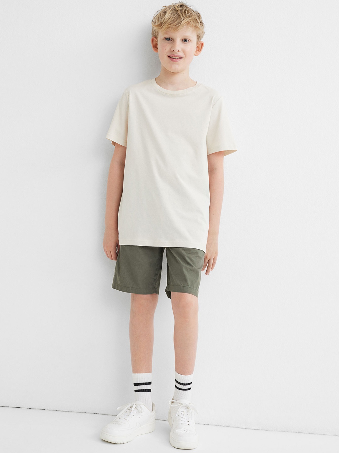 

H&M Boys Green Cotton Shorts