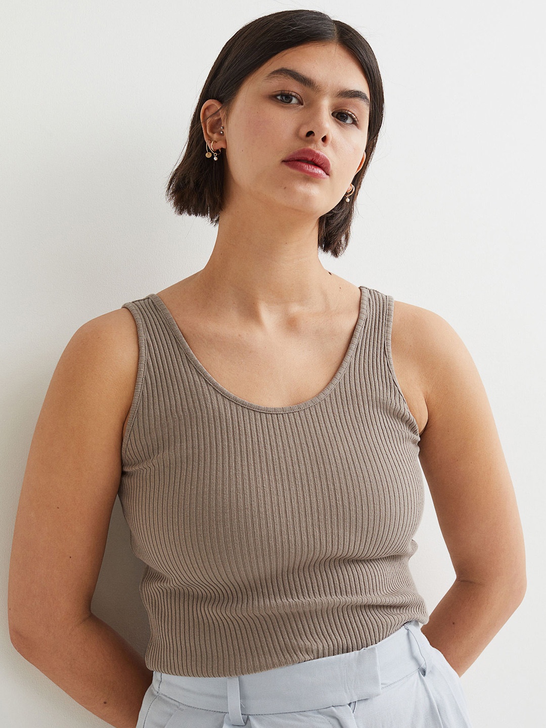 

H&M Beige Ribbed Vest Top