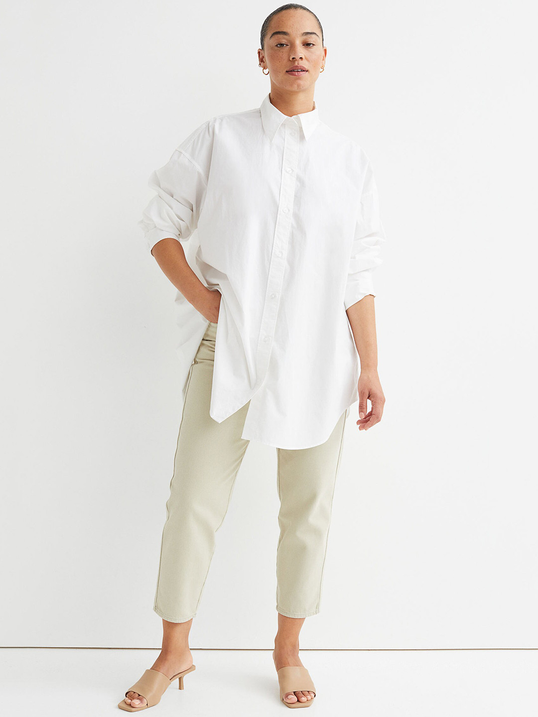

H&M Women Green High Waist Twill Trousers