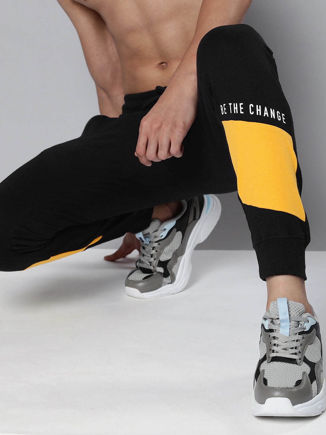 

HERE&NOW Men Black & Yellow Colourblocked Pure Cotton Joggers