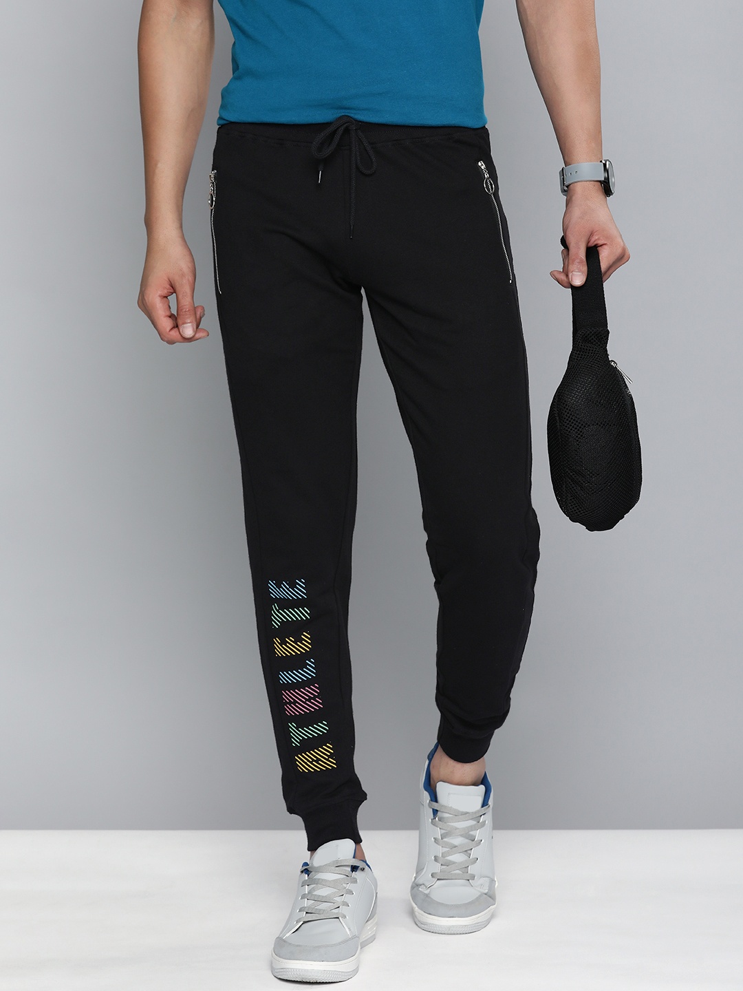 

HERE&NOW Men Black & White Printed Slim Fit Joggers