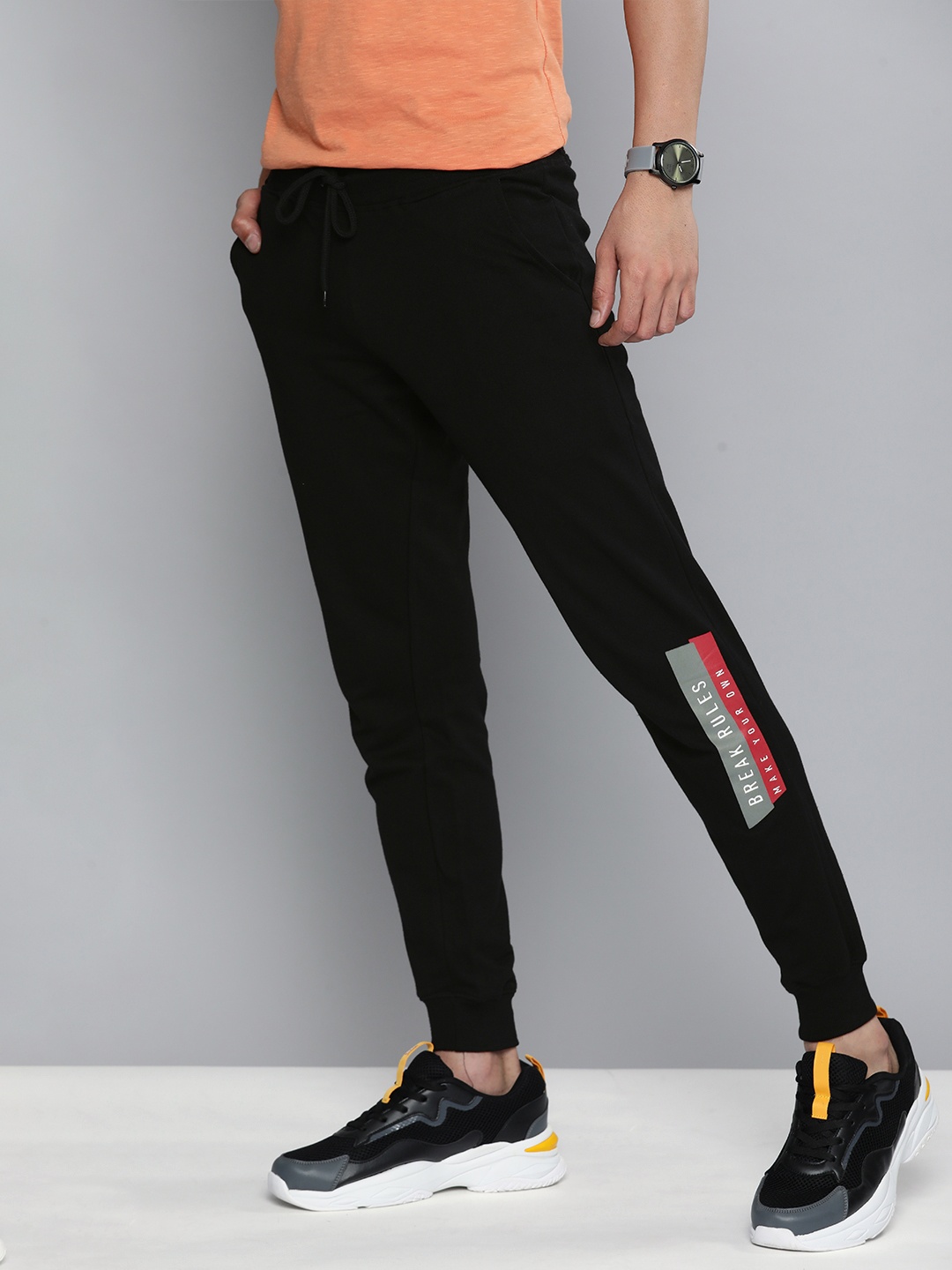 

HERE&NOW Men Black Printed Slim Fit Joggers