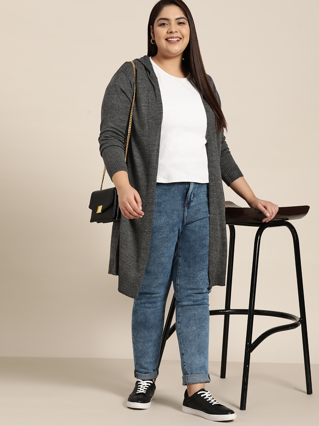 

Sztori Women Plus Size Grey Solid Hooded Longline Shrug