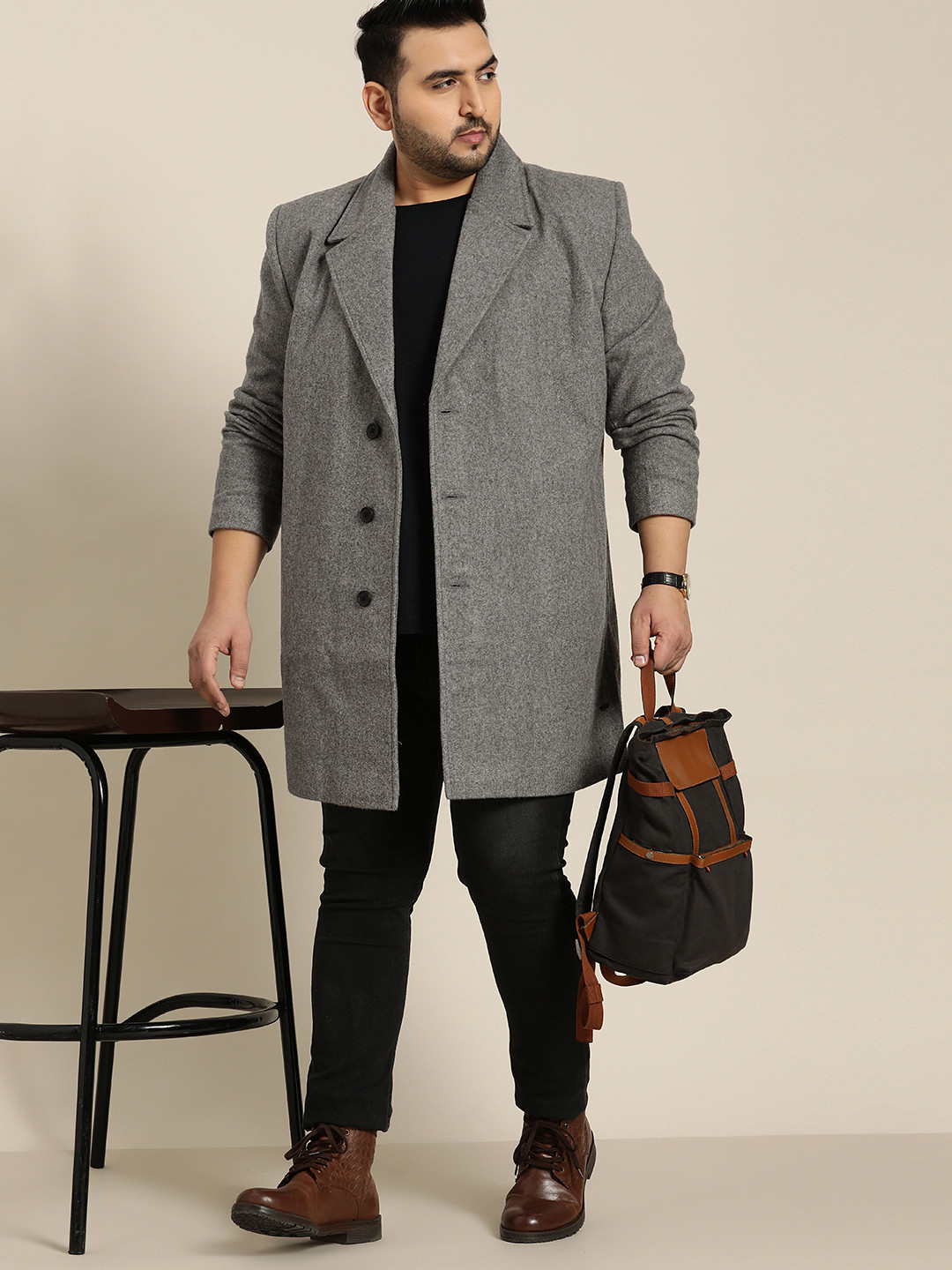 

Sztori Men Plus Size Grey Notched Lapel Collar Longline Coat