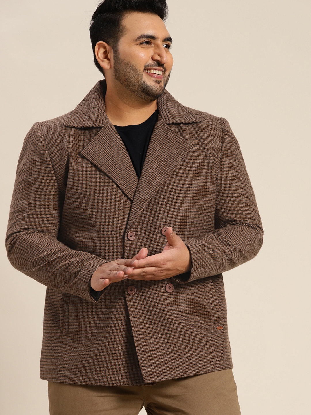 

Sztori Men Plus Size Brown Checked Double-Breasted Overcoat