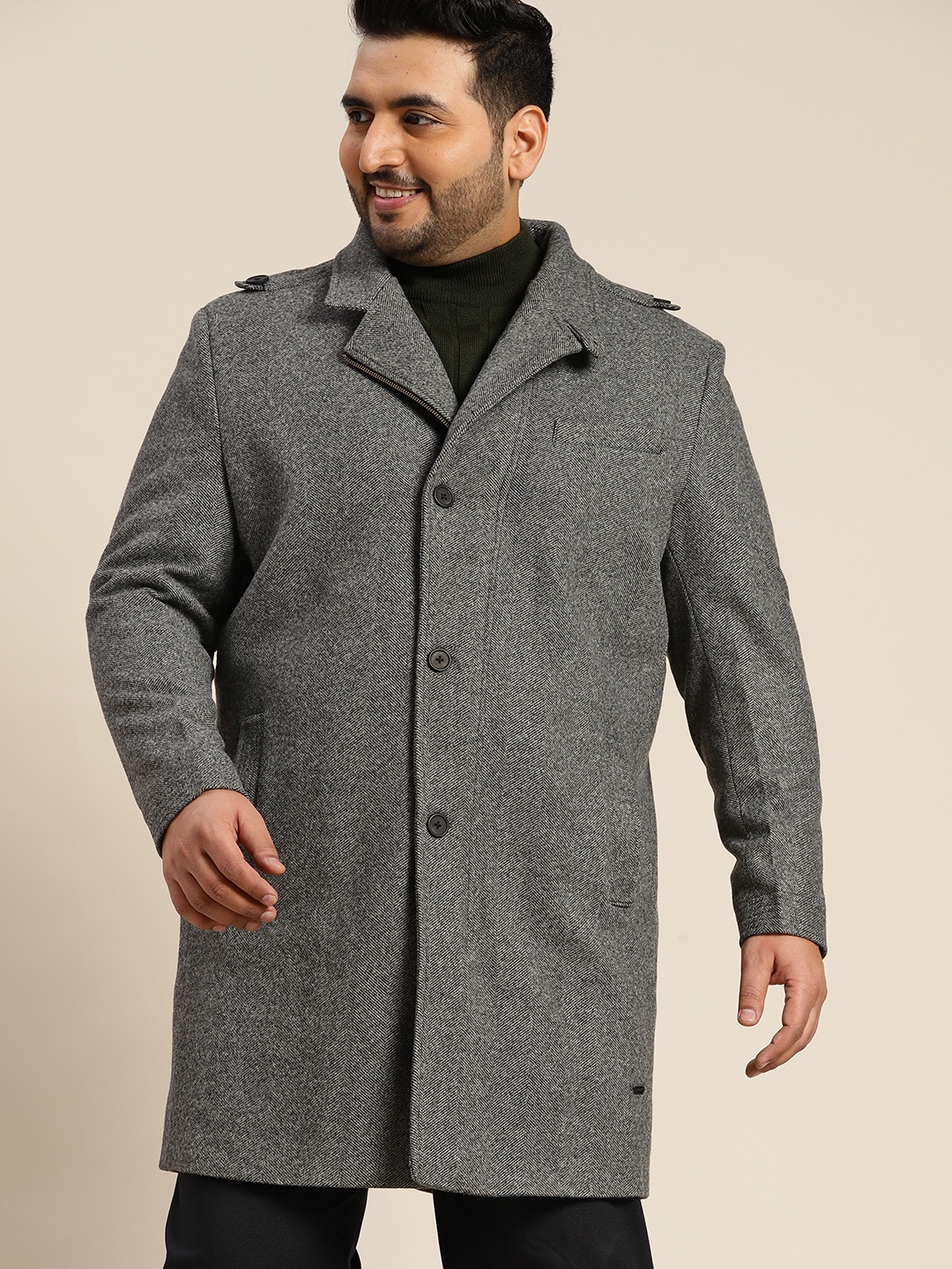 

Sztori Men Plus Size Black & Grey Self-Design Single-Breasted Longline Overcoat