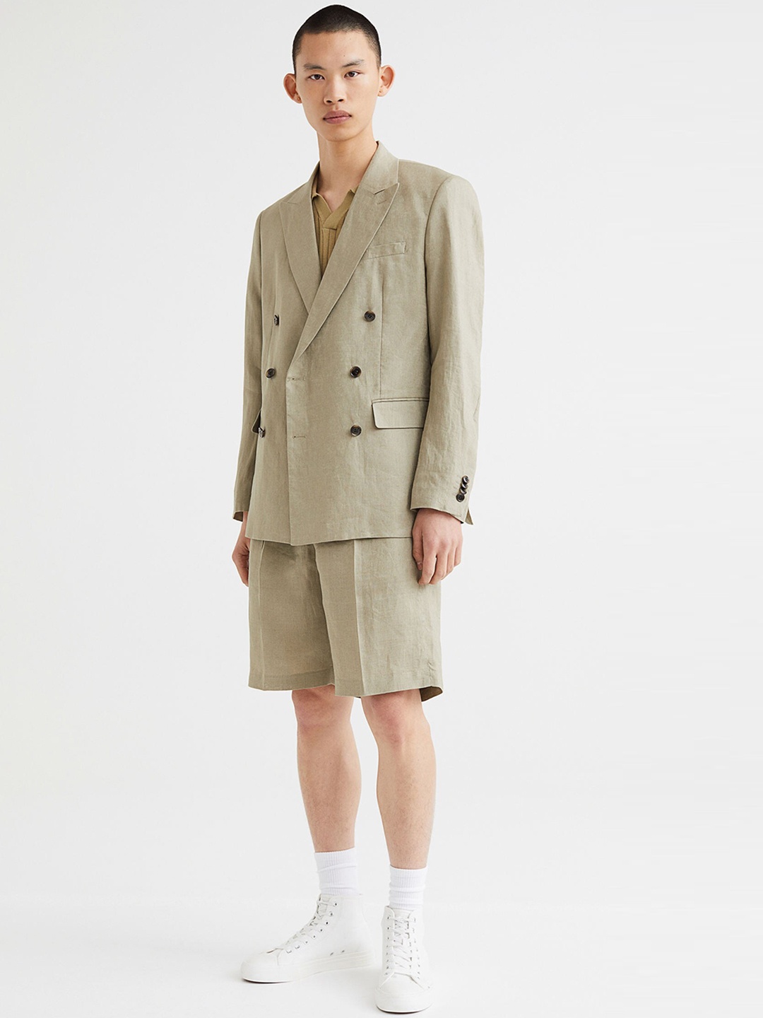 

H&M Men Olive Green Relaxed Fit Linen Shorts