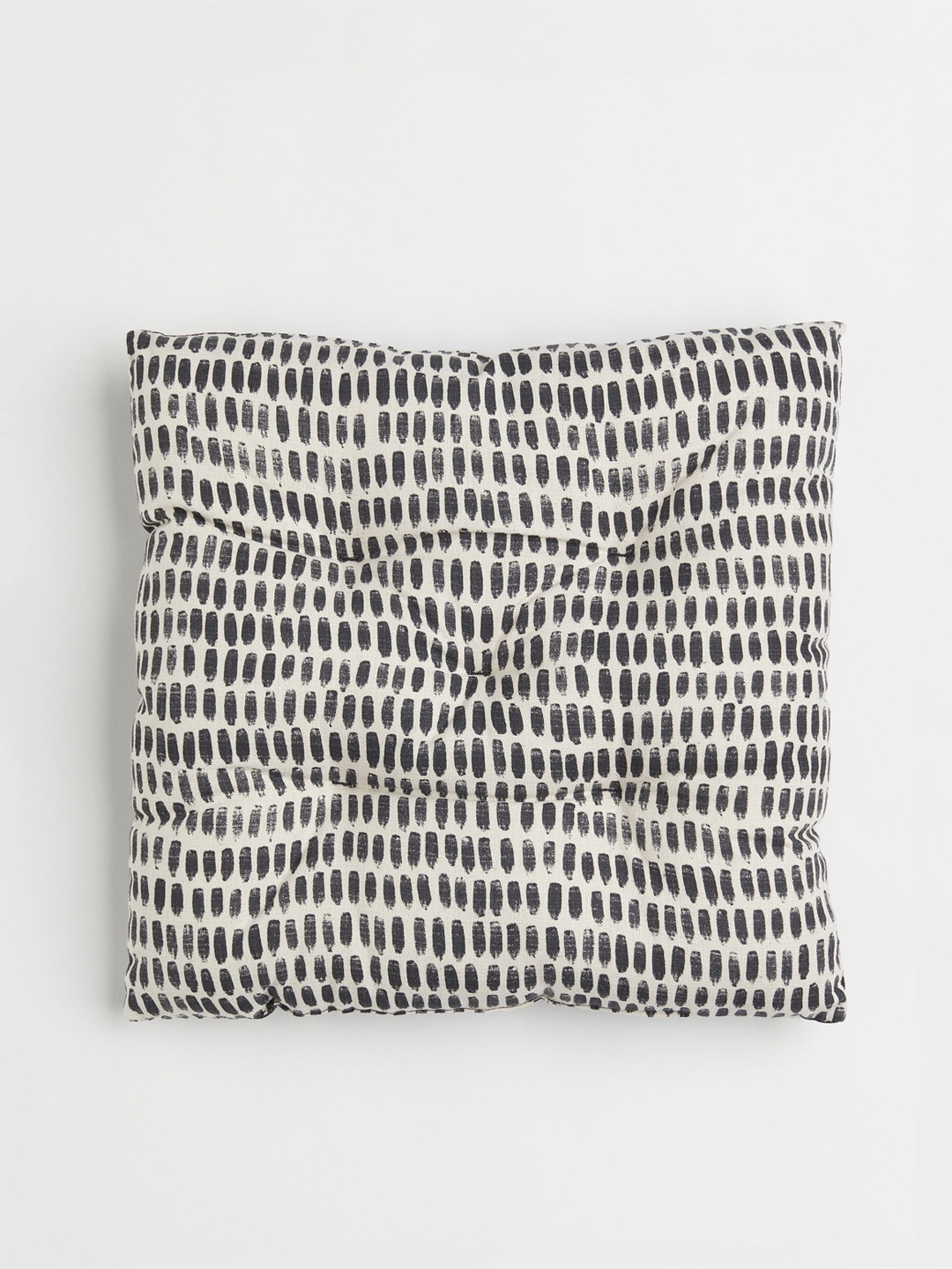 

H&M Beige & Black Square Patterned Seat Cushion