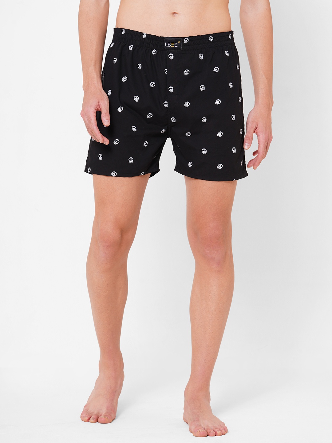 

LBEE Men Black & White Printed Anti Bacterial Cotton Boxer MCLB00715CT_L