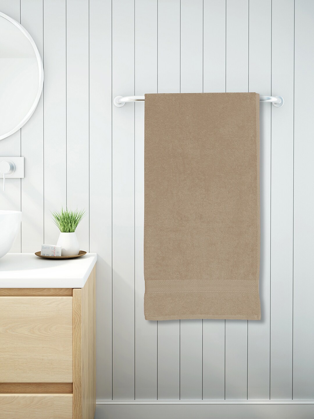 

SPACES Unisex Beige Solid 448 GSM Cotton Bath Towels