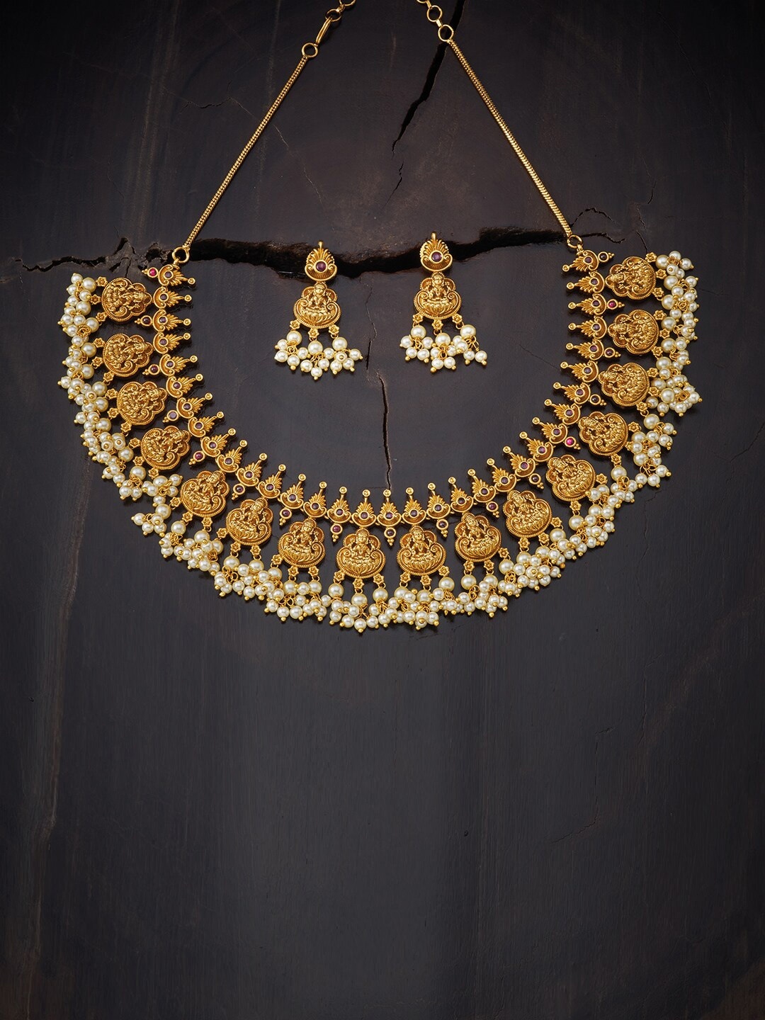 

Kushal's Fashion Jewellery Gold-Plated Pink & White Jewellery Set