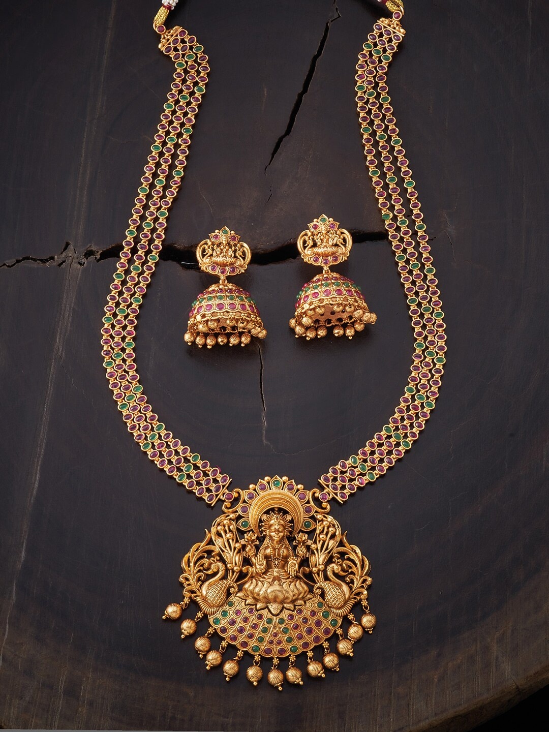 

Kushal's Fashion Jewellery Red & Green Stones & Beads Gold-Plated Necklace Set