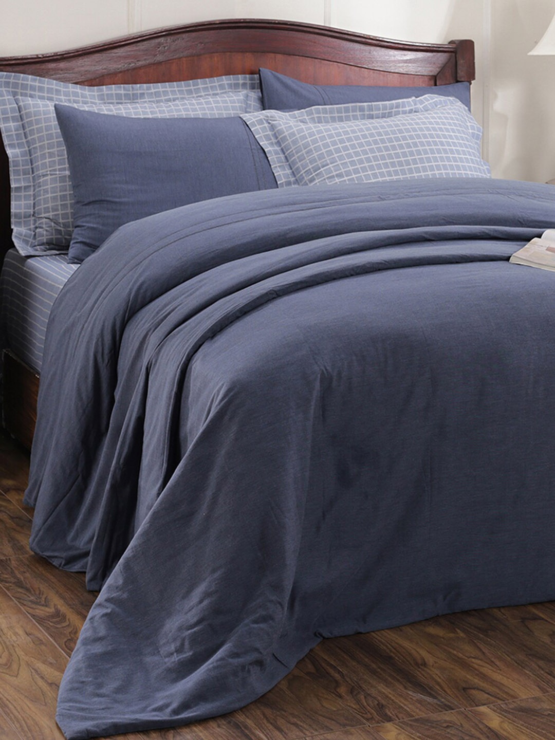 

MASPAR Blue Solid Duvet Cover With 2 Pillow Case