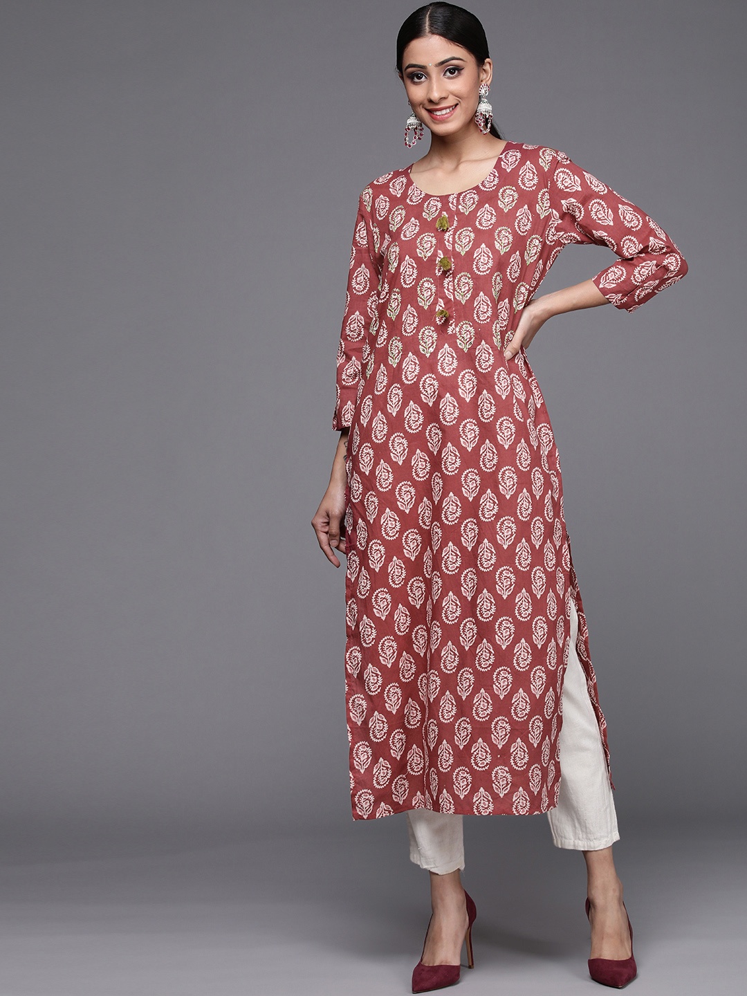 

Varanga Women Maroon & White Ethnic Motifs Printed Kurta