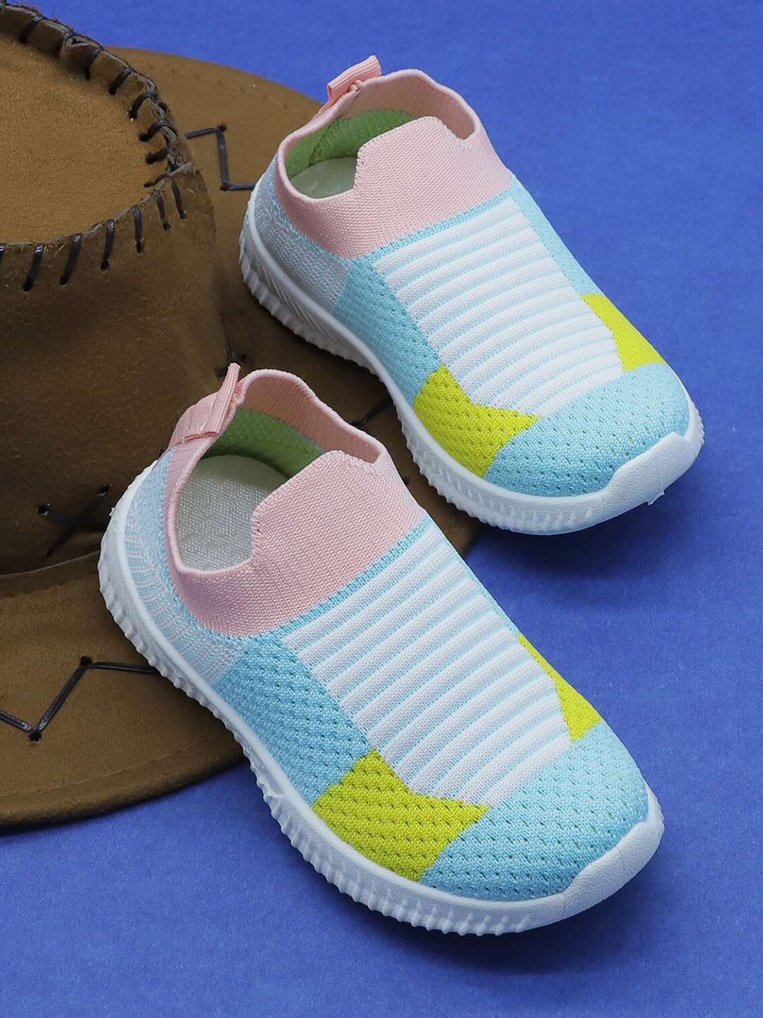 

FEETWELL SHOES Unisex Kids Blue Woven Design Slip-On Sneakers