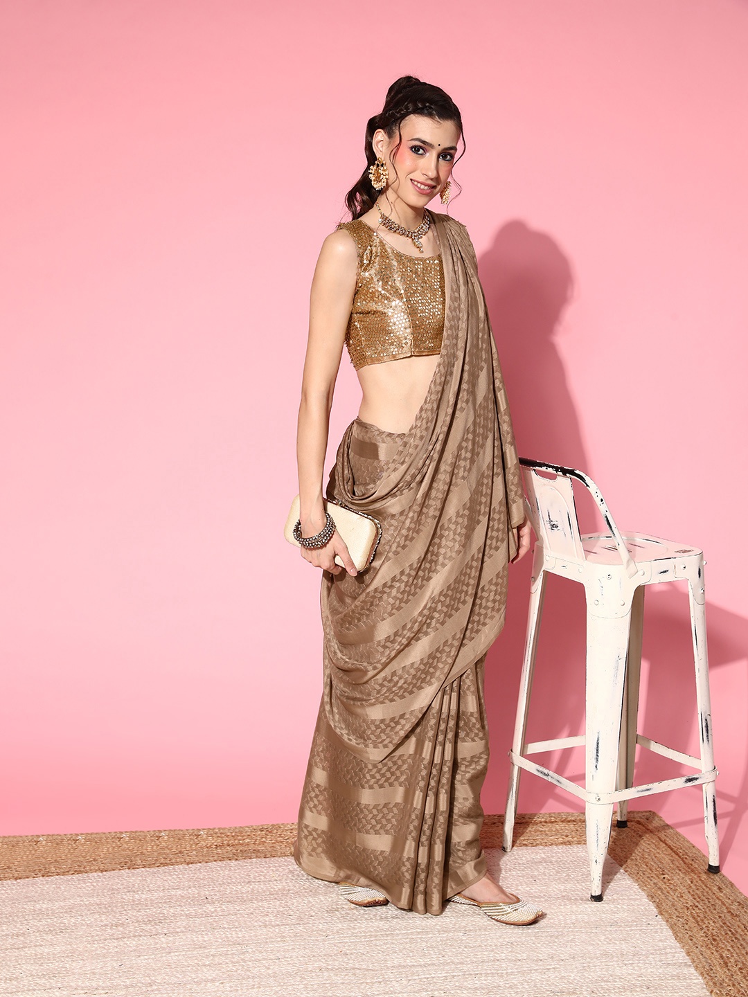 

Mitera Geometric Saree with Solid Border, Brown