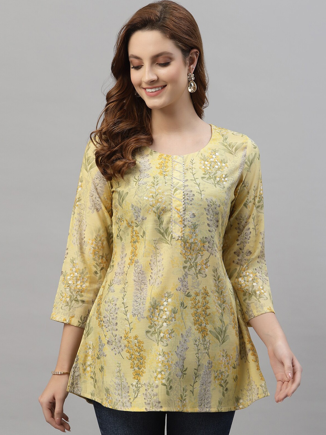 

TANKHI Yellow & Grey Printed Tunic