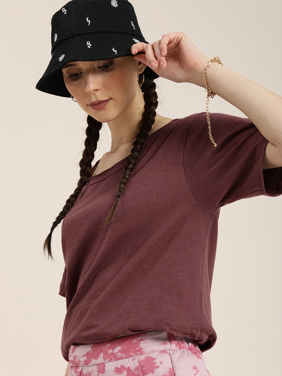 

DILLINGER Women Maroon Solid Drop-Shoulder Sleeves Pure Cotton Loose T-shirt