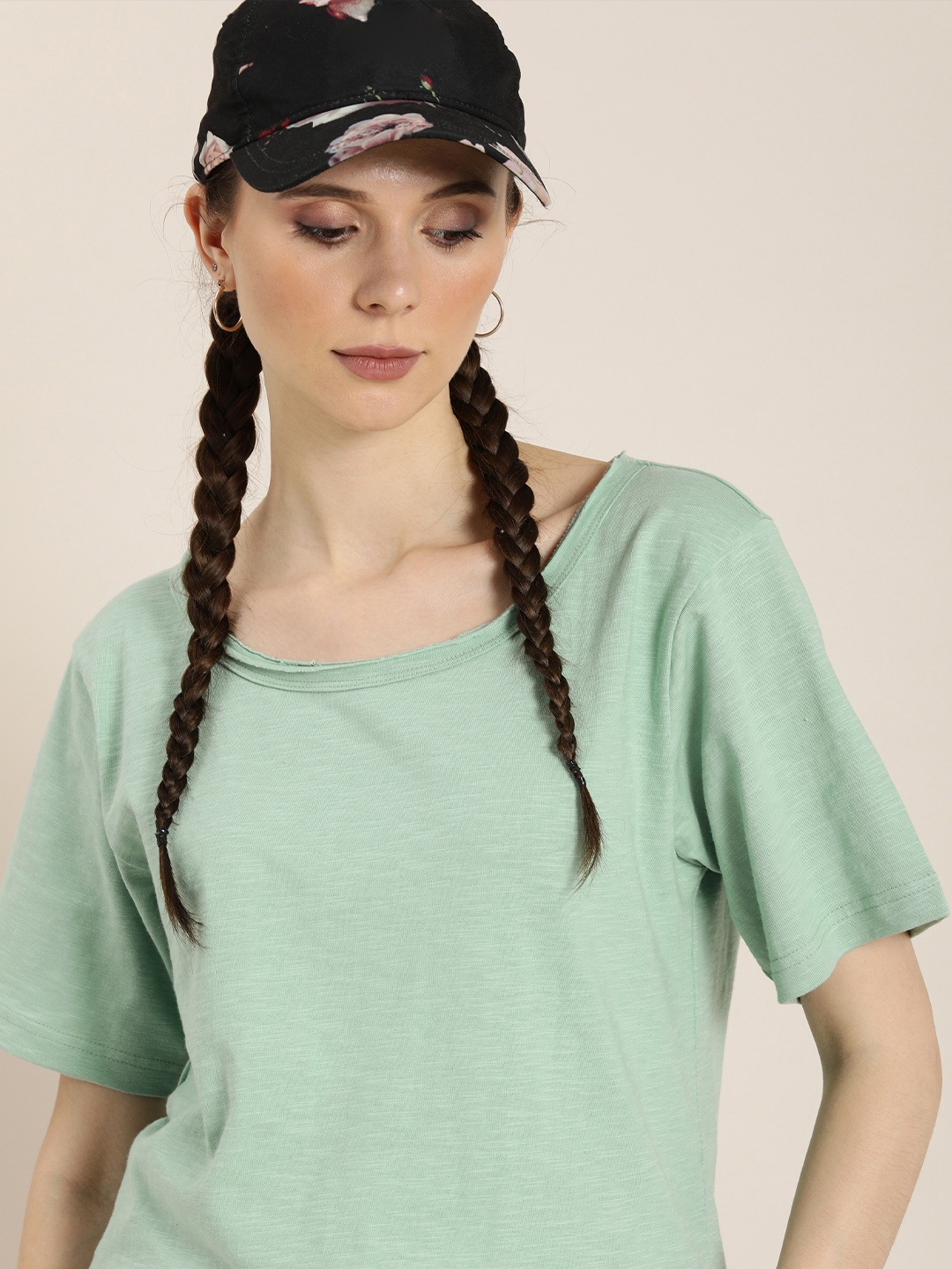 

DILLINGER Women Green Solid Drop-Shoulder Sleeves Pure Cotton Oversized T-shirt
