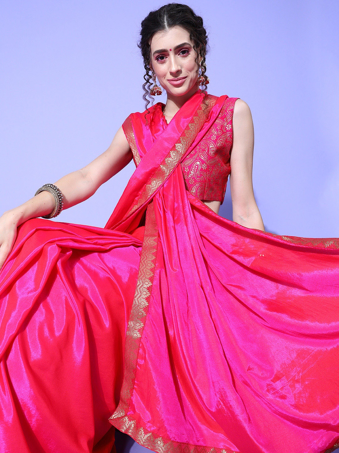

Saree mall Pink Solid Silk Blend Saree
